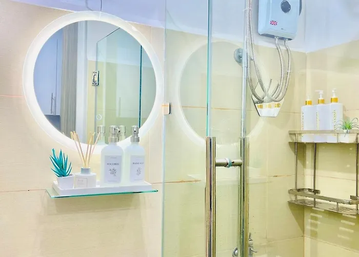 Appartement Cozy With Balcony, Bay And Golden Hour, Karaoke, Netflix, Ps4, Popcorn, Near Picc, Moa, Dlsu Taft Ave Malate, Naia Airport And Rizal Stadium