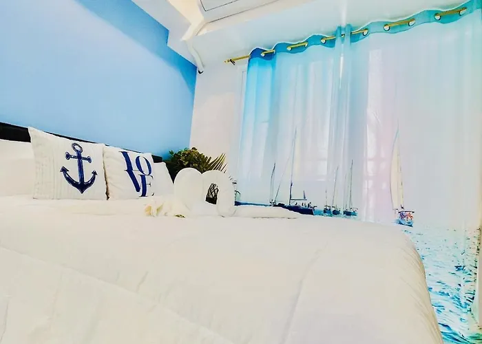 Cozy With Balcony, Bay And Golden Hour, Karaoke, Netflix, Ps4, Popcorn, Near Picc, Moa, Dlsu Taft Ave Malate, Naia Airport And Rizal Stadium *