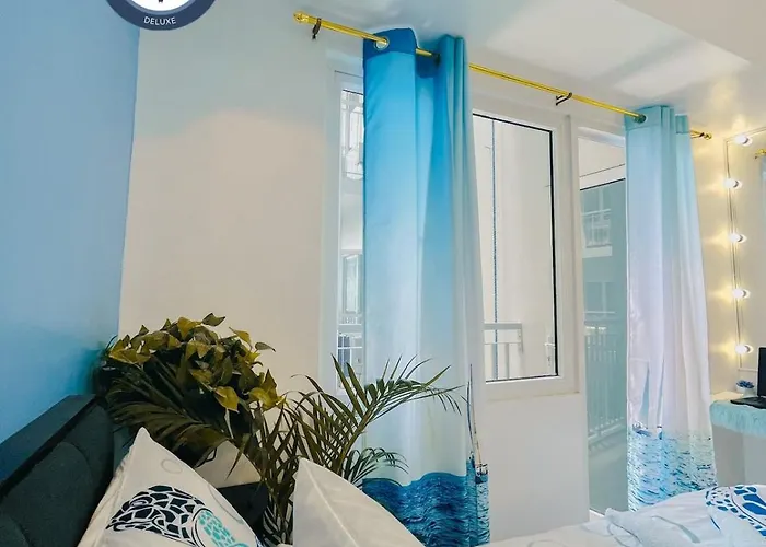 Cozy With Balcony, Bay And Golden Hour, Karaoke, Netflix, Ps4, Popcorn, Near Picc, Moa, Dlsu Taft Ave Malate, Naia Airport And Rizal Stadium Appartement *