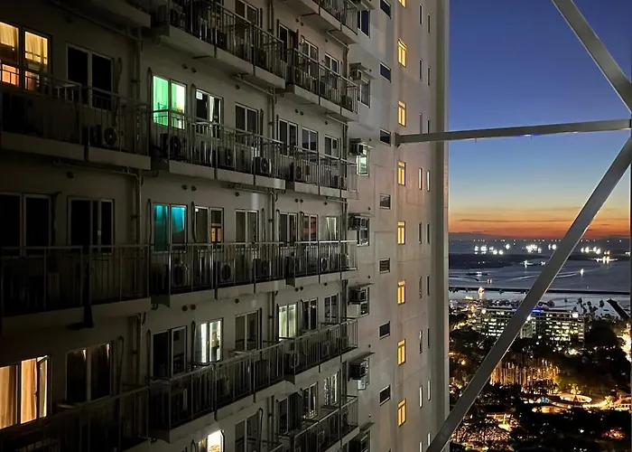 Cozy With Balcony, Bay And Golden Hour, Karaoke, Netflix, Ps4, Popcorn, Near Picc, Moa, Dlsu Taft Ave Malate, Naia Airport And Rizal Stadium Manille