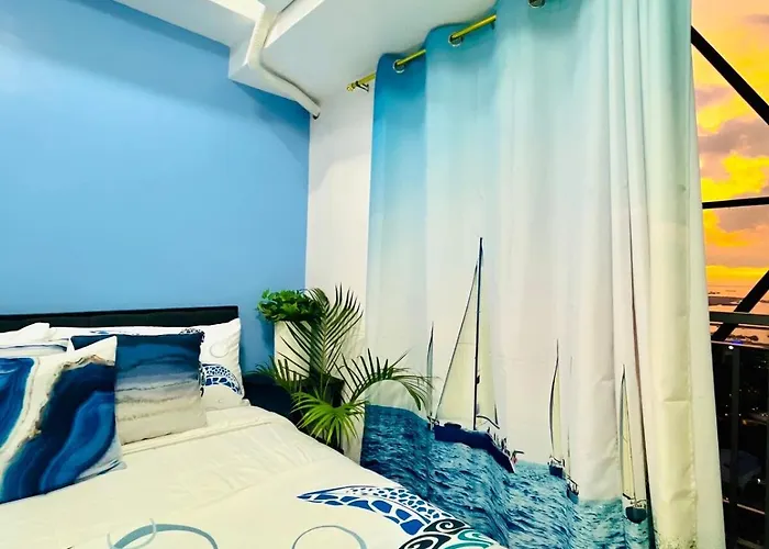 Cozy With Balcony, Bay And Golden Hour, Karaoke, Netflix, Ps4, Popcorn, Near Picc, Moa, Dlsu Taft Ave Malate, Naia Airport And Rizal Stadium Appartement