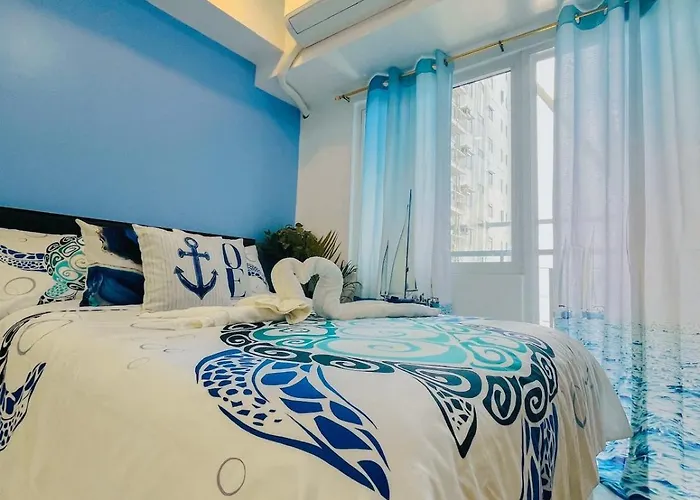 Cozy With Balcony, Bay And Golden Hour, Karaoke, Netflix, Ps4, Popcorn, Near Picc, Moa, Dlsu Taft Ave Malate, Naia Airport And Rizal Stadium