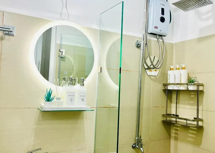Cozy With Balcony, Bay And Golden Hour, Karaoke, Netflix, Ps4, Popcorn, Near Picc, Moa, Dlsu Taft Ave Malate, Naia Airport And Rizal Stadium Appartement *